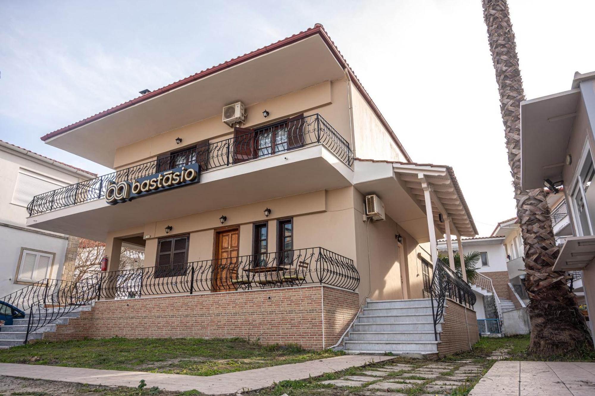 Βastasio Apartments Pefkochori Esterno foto