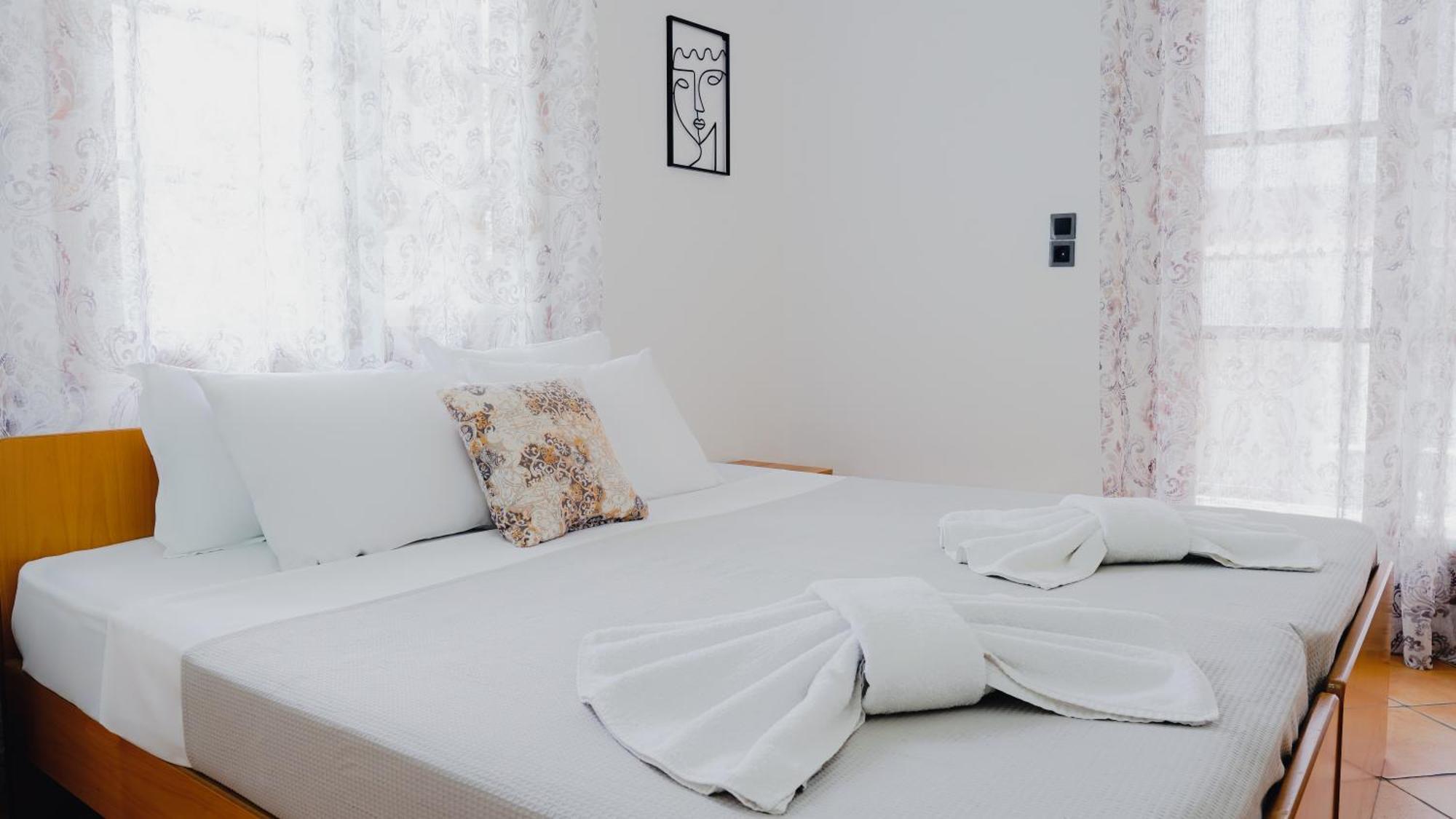 Βastasio Apartments Pefkochori Esterno foto